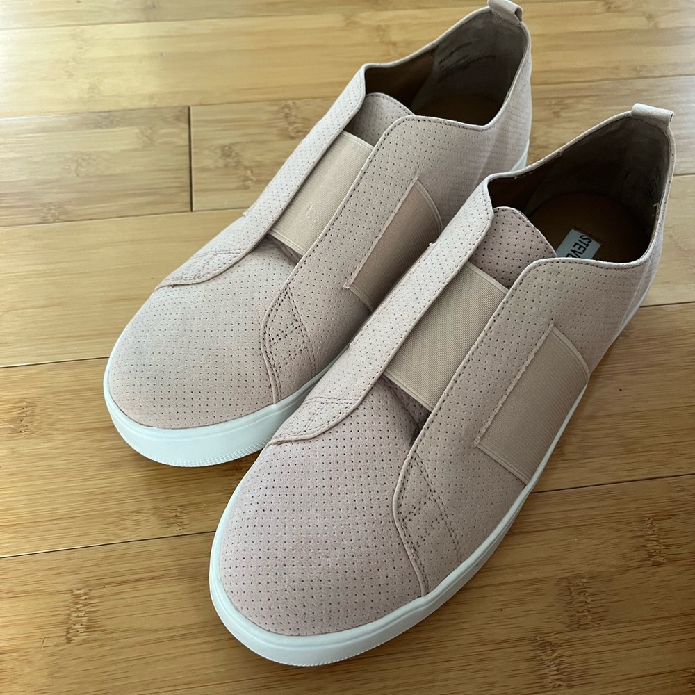 NWOT Steve Madden Brad Women's Slip on Shoes, Blush Size 10 Womens